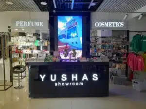 Комплексное оформление магазинов оформление магазина YUSHAS