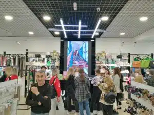 Комплексное оформление магазинов оформление магазина YUSHAS