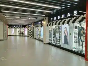 Комплексное оформление магазинов оформление магазина YUSHAS