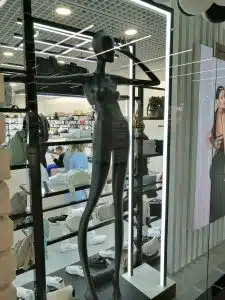 Комплексное оформление магазинов оформление магазина YUSHAS